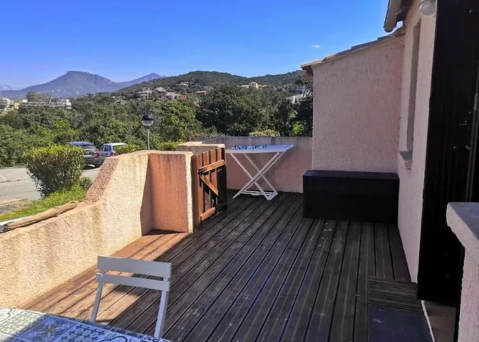 Porticcio T2 climatisé&grande terrasse à 1km de la plage