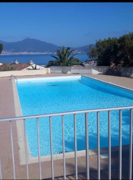 Appartamento T2 Climatisé&grande Terrasse à 1km De La